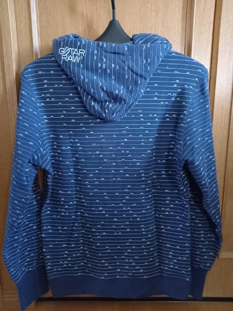 美品、激安84%オフ!スウェット、パーカー(紺、加工、M) < 男性ファッション  美品、激安84%オフ!スウェット、パーカー(紺、加工、M) < 男性ファッションの