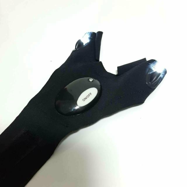 新品 未使用 手袋 ライト アウトドア ジョギング 防犯 安全 両手   < 女性ファッション  新品 未使用 手袋 ライト アウトドア ジョギング 防犯 安全 両手   < 女性ファッションの