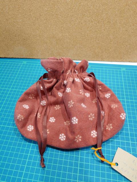 ハンドメイド 巾着 < 女性ファッション  ハンドメイド 巾着  < 女性ファッションの