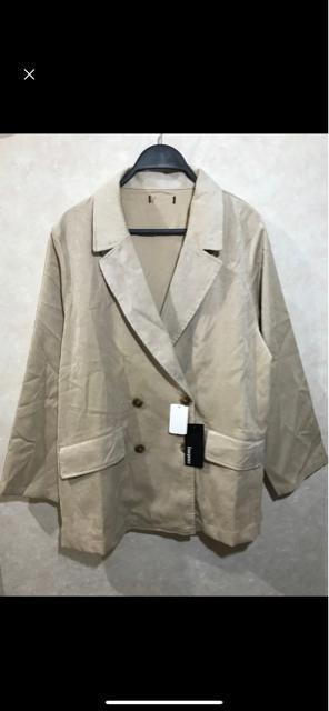 新品タグ付き lovepeace ジャケット×ハーフパンツセットアップ L < 女性ファッション  新品タグ付き lovepeace ジャケット×ハーフパンツセットアップ L < 女性ファッションの