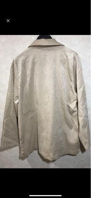 新品タグ付き lovepeace ジャケット×ハーフパンツセットアップ L < 女性ファッション  新品タグ付き lovepeace ジャケット×ハーフパンツセットアップ L < 女性ファッションの