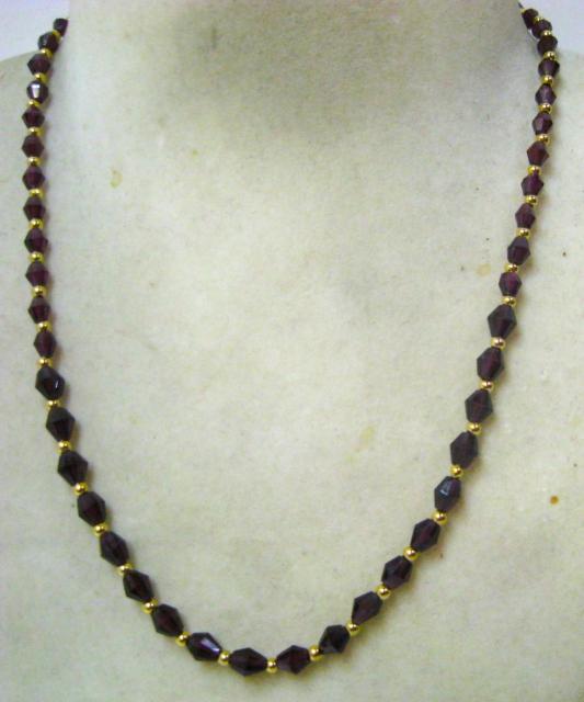 K18 18金 ネックレス アメシスト 57ヶ付 18金の丸玉入 40cm < 女性アクセサリー/時計 K18 18金 ネックレス アメシスト 57ヶ付 18金の丸玉入 40cm < 女性アクセサリー/時計の