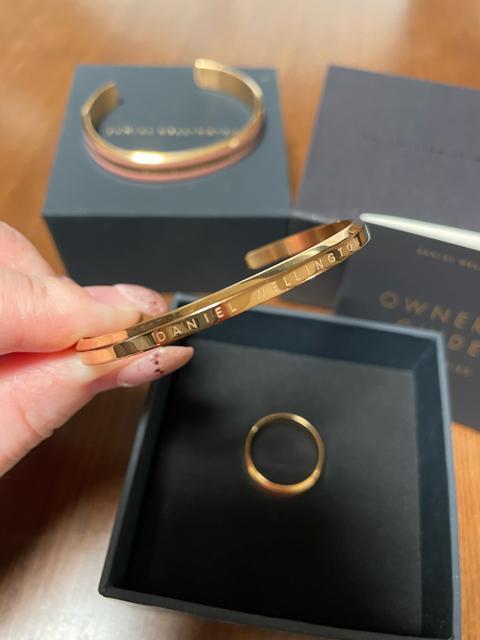 Daniel Wellington リング13.5 & バングル 計3個 ローズ < 女性アクセサリー/時計 Daniel Wellington リング13.5 & バングル 計3個 ローズ < 女性アクセサリー/時計の