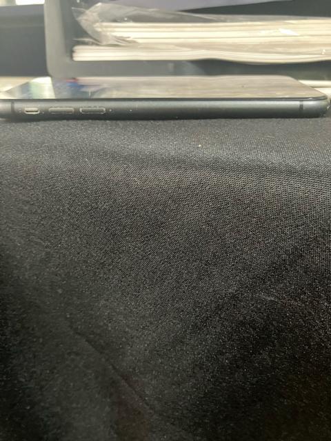 iPhone11 �� �Ɠd/AV�� 