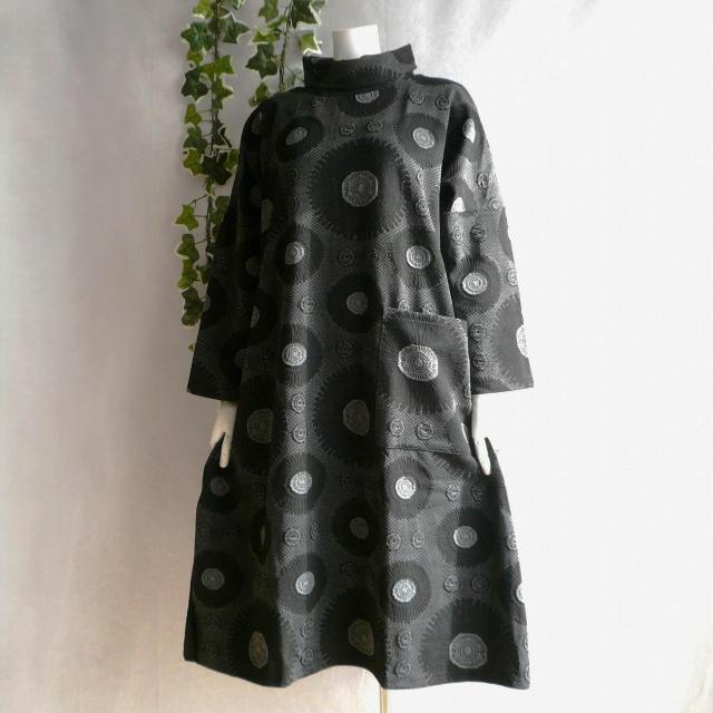 新品 a021 ML ジャガード ワンピース 立体花模様 黒系 秋 冬 レディース オフタートル コクーン モード 上品 < 女性ファッション 新品 a021 ML ジャガード ワンピース 立体花模様 黒系 秋 冬 レディース オフタートル コクーン モード 上品 < 女性ファッションの