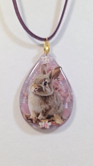 うさぎレジンネックレス☆大きいネックレス ハンドメイドネックレス うさぎ ウサギ うさぎペンダント キーホルダー < 女性ファッション うさぎレジンネックレス☆大きいネックレス ハンドメイドネックレス うさぎ ウサギ うさぎペンダント キーホルダー < 女性ファッションの