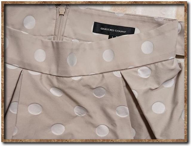 クイーンズコート ベルト付き水玉スカート < ブランド クイーンズコート ベルト付き水玉スカート < ブランドの