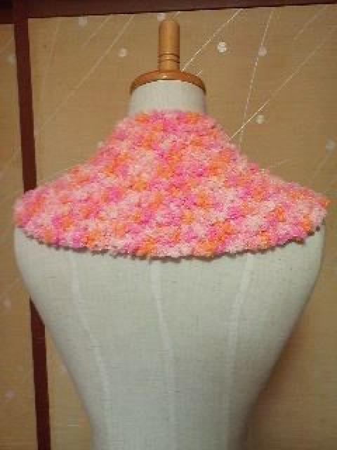 手編みふわもこ襟元きっちり飾り襟 < 女性ファッション  手編みふわもこ襟元きっちり飾り襟 < 女性ファッションの