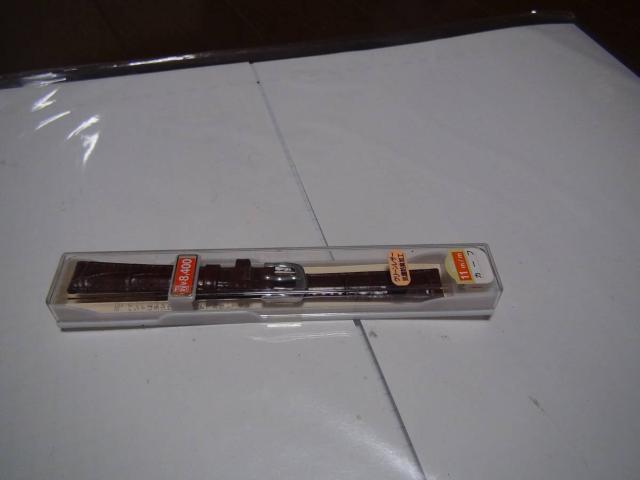 マルマンのカーフレディース用腕時計のベルト新品箱入り!。 < 女性アクセサリー/時計 マルマンのカーフレディース用腕時計のベルト新品箱入り!。 < 女性アクセサリー/時計の