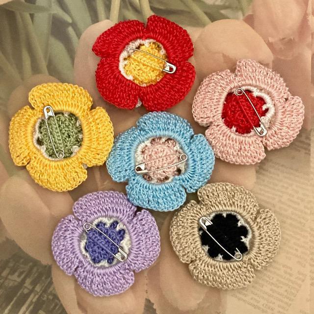 ハンドメイド♪レース編み アネモネ風お花モチーフのブローチ < 女性ファッション  ハンドメイド♪レース編み アネモネ風お花モチーフのブローチ < 女性ファッションの