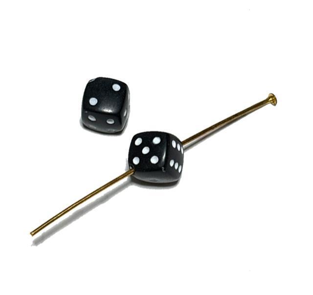 490 小さなサイコロ型のビーズ 黒2個 樹脂チャーム アクセサリーパーツ ゲーム < ペット/手芸/園芸 490 小さなサイコロ型のビーズ 黒2個 樹脂チャーム アクセサリーパーツ ゲーム < ペット/手芸/園芸の