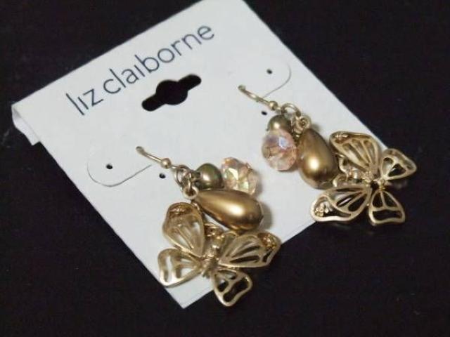 新品LIZ claiborneゴスロリ姫系アンティーク調蝶ピアス金色 < 女性アクセサリー/時計  新品LIZ claiborneゴスロリ姫系アンティーク調蝶ピアス金色  < 女性アクセサリー/時計の