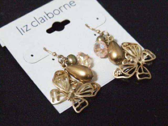 新品LIZ claiborneゴスロリ姫系アンティーク調蝶ピアス金色 < 女性アクセサリー/時計  新品LIZ claiborneゴスロリ姫系アンティーク調蝶ピアス金色 < 女性アクセサリー/時計の