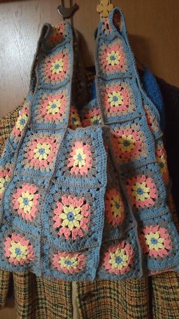 手編みの手提げバック(たっぷり収納) < ペット/手芸/園芸  手編みの手提げバック(たっぷり収納) < ペット/手芸/園芸の