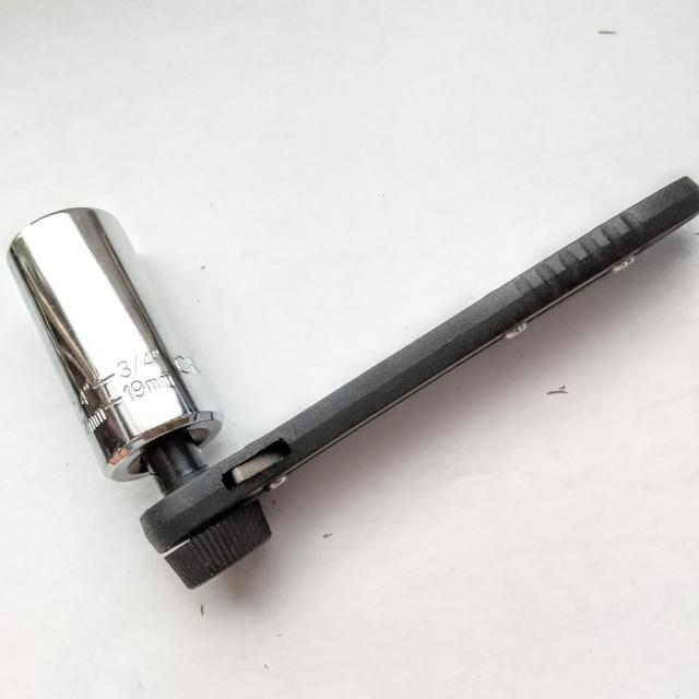 フリーソケット 自在ソケット 7ミリー19ミリ ソケット アダプターのみ (ラチェットレンチ用) 9.5(3/8)差し込み < 自動車/バイク フリーソケット 自在ソケット 7ミリー19ミリ ソケット アダプターのみ (ラチェットレンチ用) 9.5(3/8)差し込み < 自動車/バイク