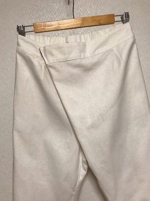 アンビデックス May フロント 重ね 変形パンツ 白 < 女性ファッション  アンビデックス May フロント 重ね 変形パンツ 白 < 女性ファッションの