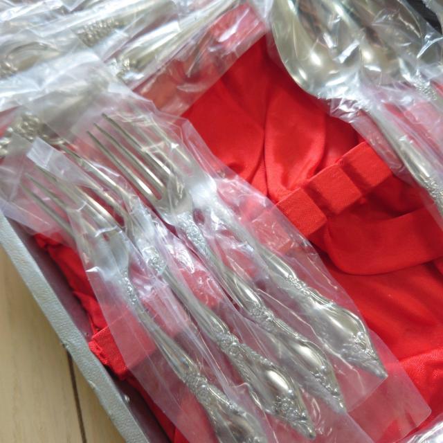 新品カトラリー 26本セット < インテリア/ライフ  新品カトラリー 26本セット < インテリア/ライフの