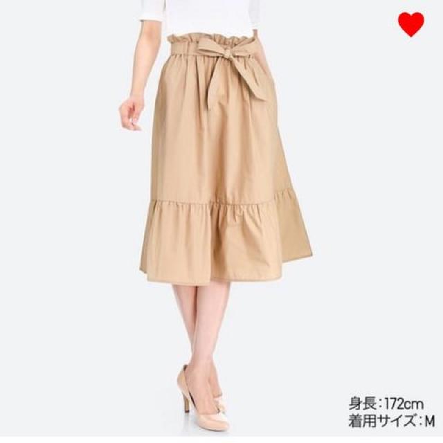 ユニクロ・ハイウエストリボンフリルスカート。ベージュXL < ブランド ユニクロ・ハイウエストリボンフリルスカート。ベージュXL < ブランドの