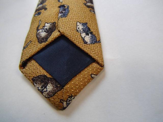 Giorgio@Ladavas̃lN^CPOOIB  jt@bV 