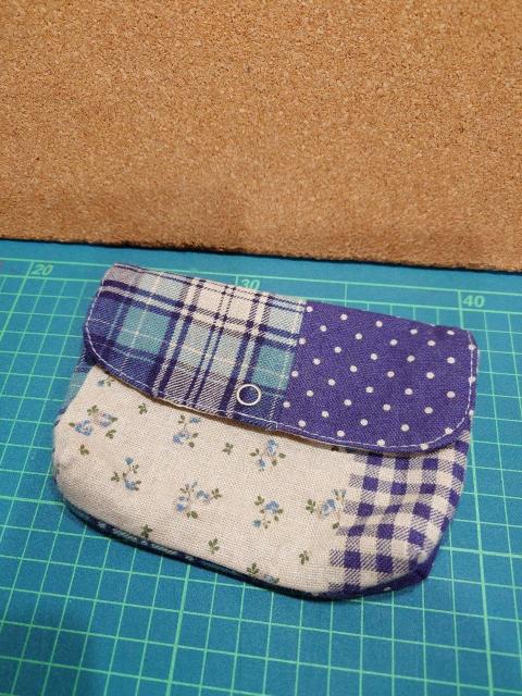 ハンドメイド ポーチ < 女性ファッション  ハンドメイド ポーチ  < 女性ファッションの