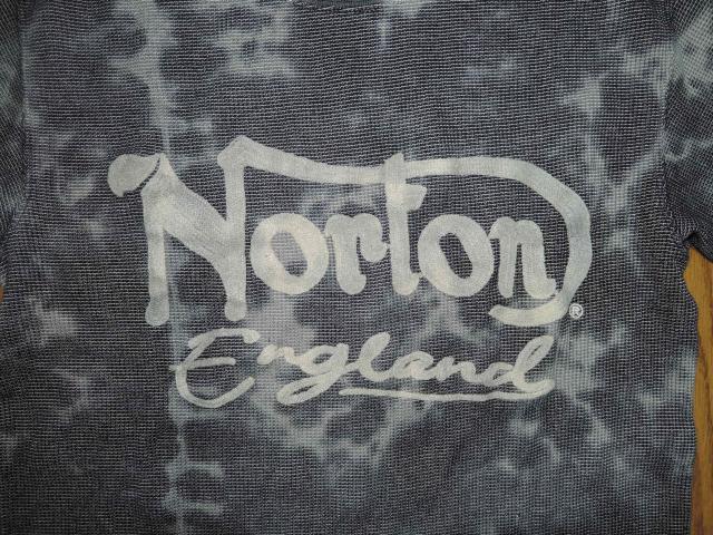 Vi Norton m[g TVc L  S LOGO TEE Jbg\[ `F[Xeb` hJ  jt@bV 