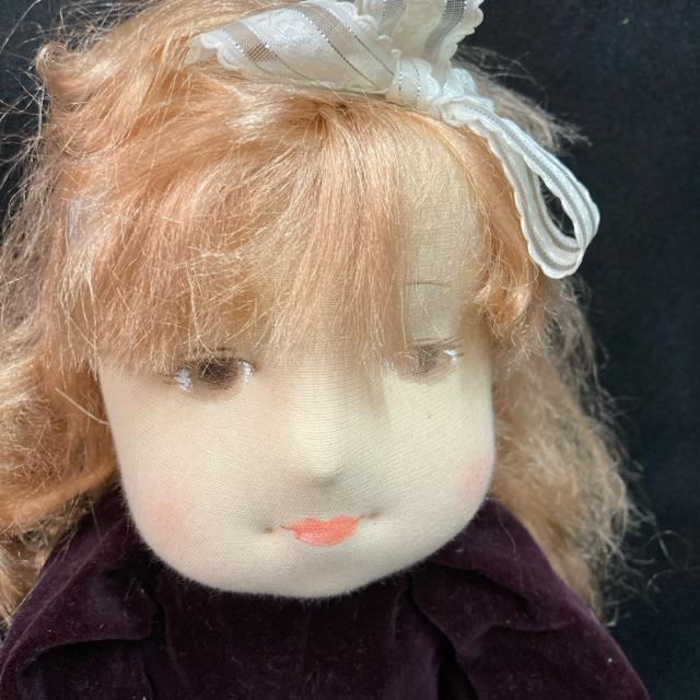 ビスクドール ダークパープルドレスの人形 ビスクドール 長さ約50cm < おもちゃ ビスクドール ダークパープルドレスの人形 ビスクドール 長さ約50cm < おもちゃの