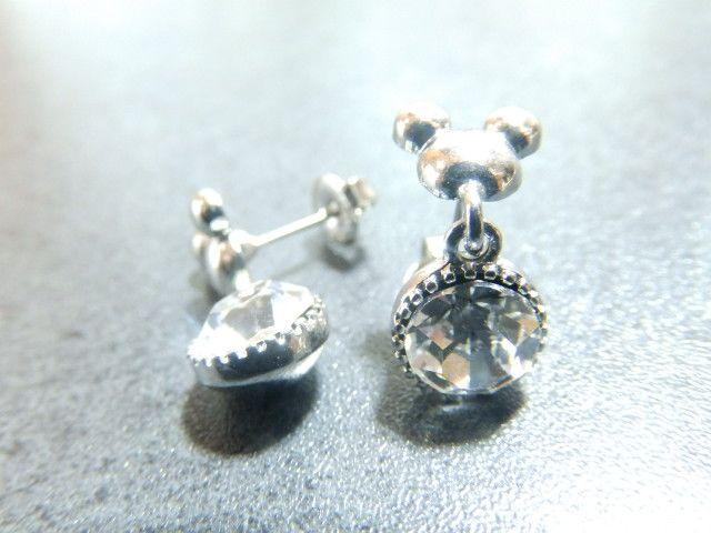 ディズニー【ミッキー】Disney刻印入♪ゆらゆら キュービックジルコニアピアス < 女性アクセサリー/時計  ディズニー【ミッキー】Disney刻印入♪ゆらゆら キュービックジルコニアピアス < 女性アクセサリー/時計の