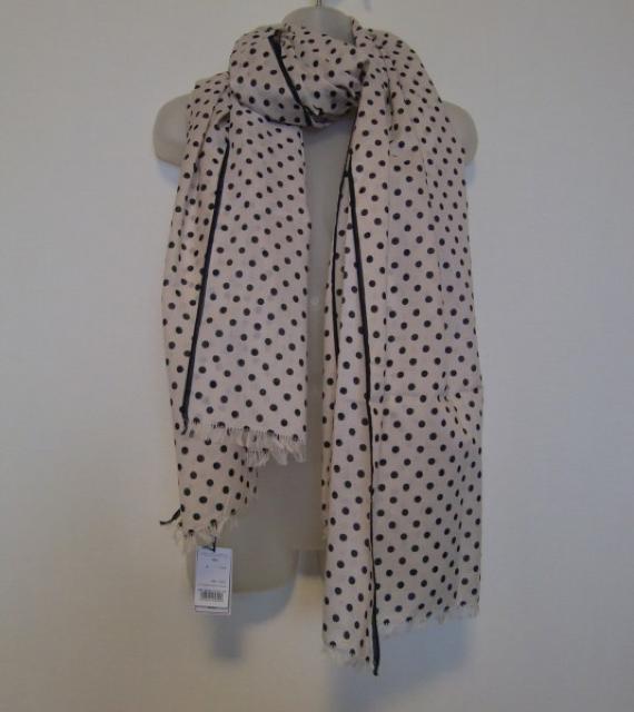 新品タグ付■ケイタマルヤマ■ストール・ロングスカーフ¥16200 < ブランド  新品タグ付■ケイタマルヤマ■ストール・ロングスカーフ¥16200  < ブランドの