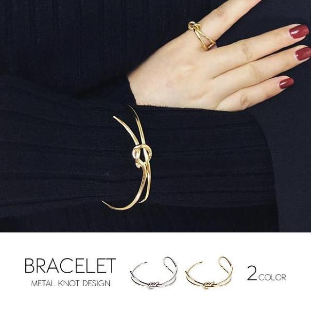 残1点★大幅値下げ390円 超お買い得 メタル結びデザインバングル金色 < 女性アクセサリー/時計 残1点★大幅値下げ390円 超お買い得 メタル結びデザインバングル金色 < 女性アクセサリー/時計の