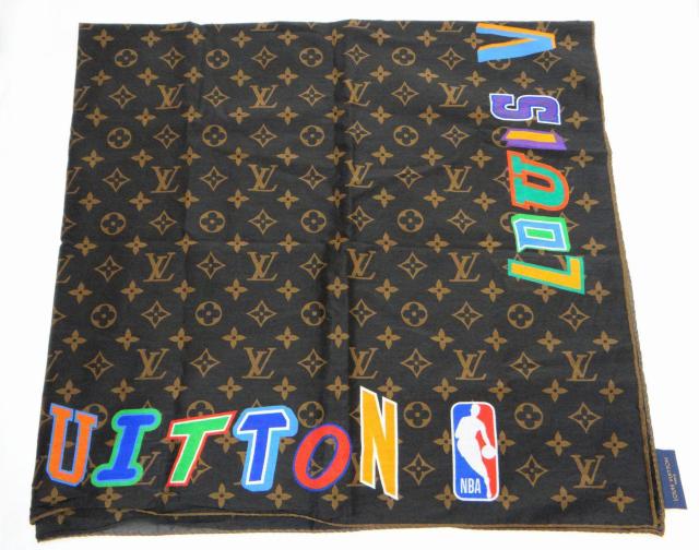 ルイヴィトン MP3031 NBA モノグラム レターズ バンダナ スカーフ ポーチセット★限定レア品★<USED>送料無料 < ブランド ルイヴィトン MP3031 NBA モノグラム レターズ バンダナ スカーフ ポーチセット★限定レア品★<USED>送料無料 < ブランドの