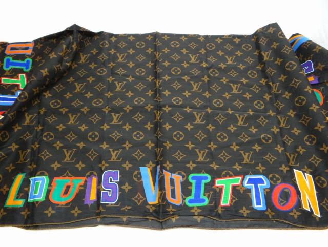 ルイヴィトン MP3031 NBA モノグラム レターズ バンダナ スカーフ ポーチセット★限定レア品★<USED>送料無料 < ブランド ルイヴィトン MP3031 NBA モノグラム レターズ バンダナ スカーフ ポーチセット★限定レア品★<USED>送料無料 < ブランドの