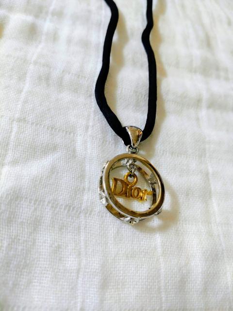 ŏI啝l@@A@izChristian Dior@`[J[@lbNX