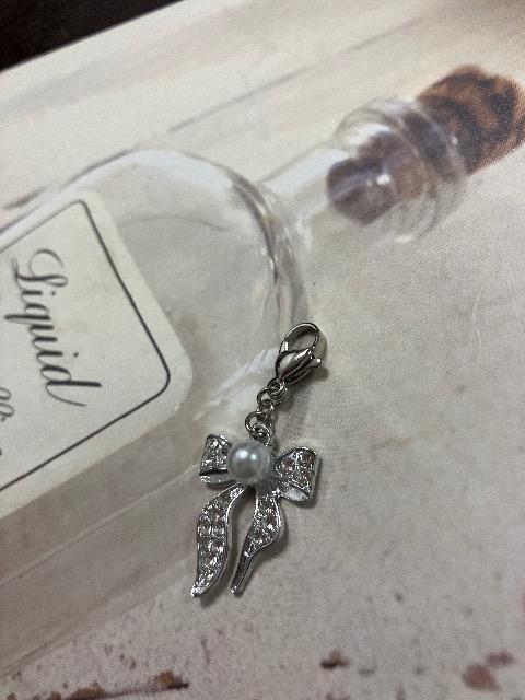 ハンドメイド マスクチャーム りぼん < 女性ファッション  ハンドメイド マスクチャーム りぼん < 女性ファッションの