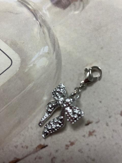 ハンドメイド マスクチャーム りぼん < 女性ファッション  ハンドメイド マスクチャーム りぼん < 女性ファッションの