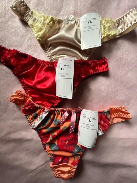 LLサイズ!3枚セット!光沢ツルツル素材!高貴品格!色とりどり!エレガント!Tバックショーツ!No.ラブリー < 女性ファッション LLサイズ!3枚セット!光沢ツルツル素材!高貴品格!色とりどり!エレガント!Tバックショーツ!No.ラブリー < 女性ファッションの