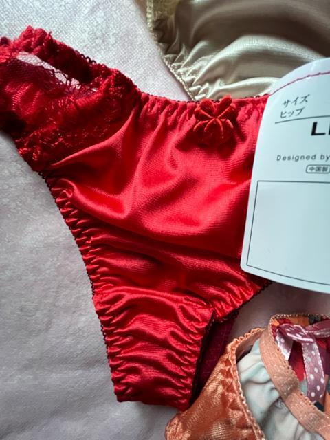 LLサイズ!3枚セット!光沢ツルツル素材!高貴品格!色とりどり!エレガント!Tバックショーツ!No.ラブリー < 女性ファッション LLサイズ!3枚セット!光沢ツルツル素材!高貴品格!色とりどり!エレガント!Tバックショーツ!No.ラブリー < 女性ファッションの