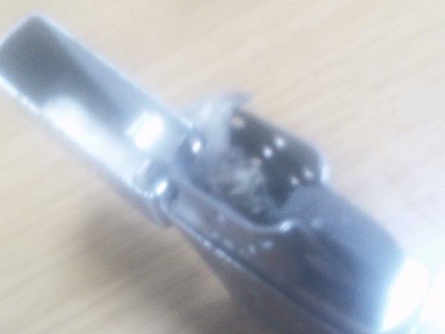 󏭁AAAJi_HWb|(Zippo)X  jt@bV 