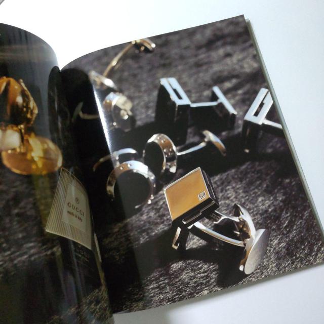 貴重!【2006年】『GUCCI』カタログ  2冊(1種)SET【ヴィンテージ】 < ブランド  貴重!【2006年】『GUCCI』カタログ  2冊(1種)SET【ヴィンテージ】 < ブランドの