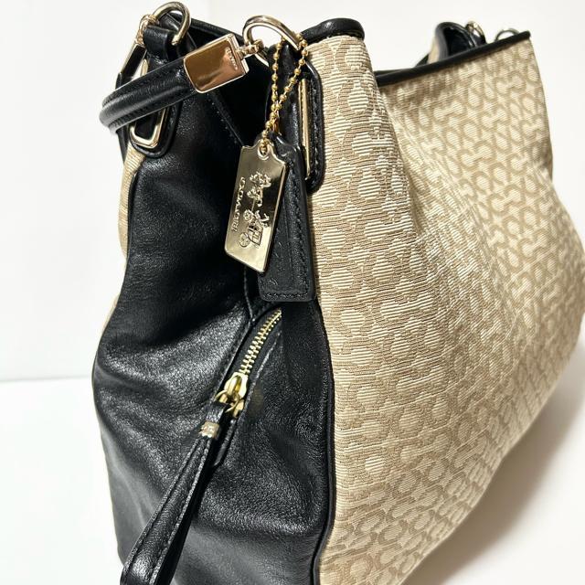美品 COACH コーチ オプアート ショルダーバッグ < ブランド  美品 COACH コーチ オプアート ショルダーバッグ < ブランドの