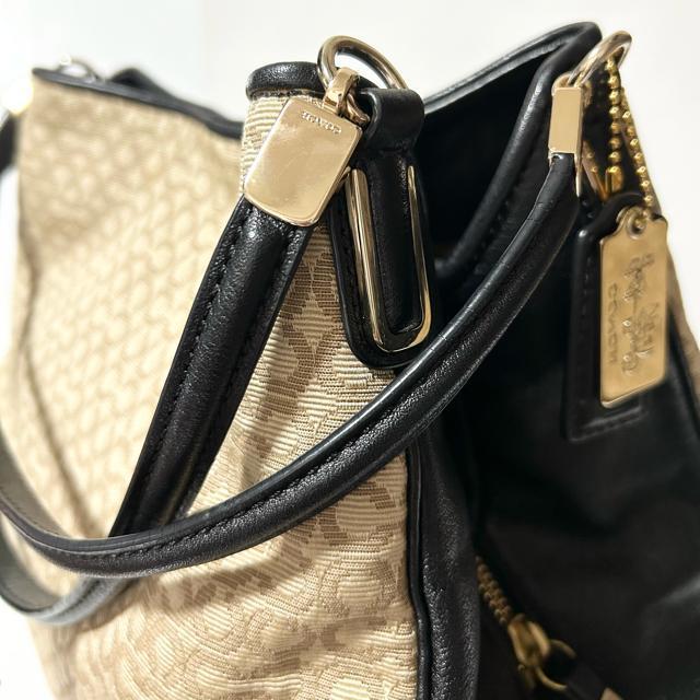 美品 COACH コーチ オプアート ショルダーバッグ < ブランド  美品 COACH コーチ オプアート ショルダーバッグ < ブランドの