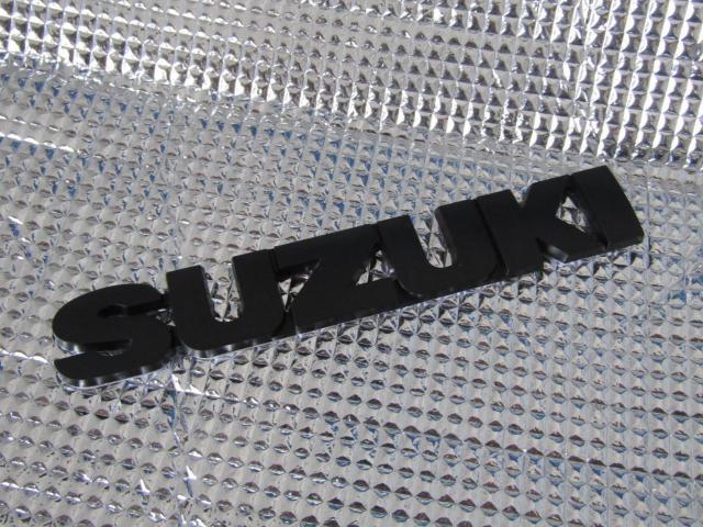 ●SUZUKI スズキ ABS製 抜文字TYPE MAD BLACK マッドブラック仕様 エンブレム! < 自動車/バイク ●SUZUKI スズキ ABS製 抜文字TYPE MAD BLACK マッドブラック仕様 エンブレム! < 自動車/バイク