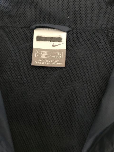 NIKEウィンドブレーカー 130センチ裏メッシュ生地 < ブランド  NIKEウィンドブレーカー 130センチ裏メッシュ生地 < ブランドの