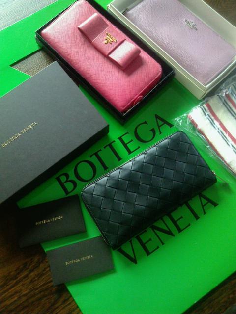 ボッテガヴェネタ★イントレチャート★黒緑★良美品★今季★男女★ < ブランド  ボッテガヴェネタ★イントレチャート★黒緑★良美品★今季★男女★  < ブランドの