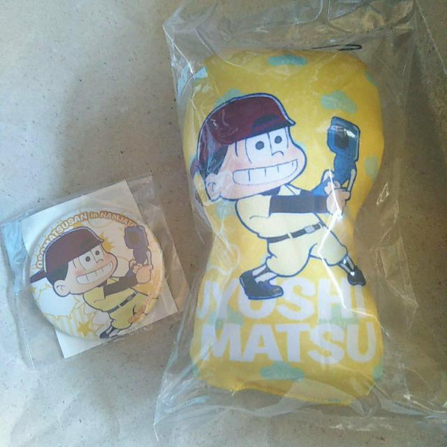 十四松 ストラップと缶バッチお正松 おそ松さん ナンジャ < アニメ/コミック/キャラクター  十四松 ストラップと缶バッチお正松 おそ松さん ナンジャ  < アニメ/コミック/キャラクターの