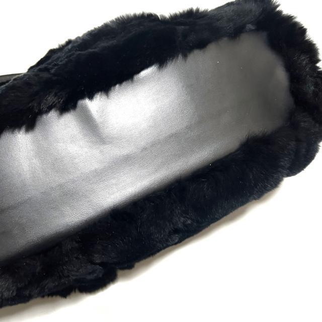 【美品】ふわふわファー ハンドバッグ/ofuon/黒/内ポケット < 女性ファッション  【美品】ふわふわファー ハンドバッグ/ofuon/黒/内ポケット < 女性ファッションの