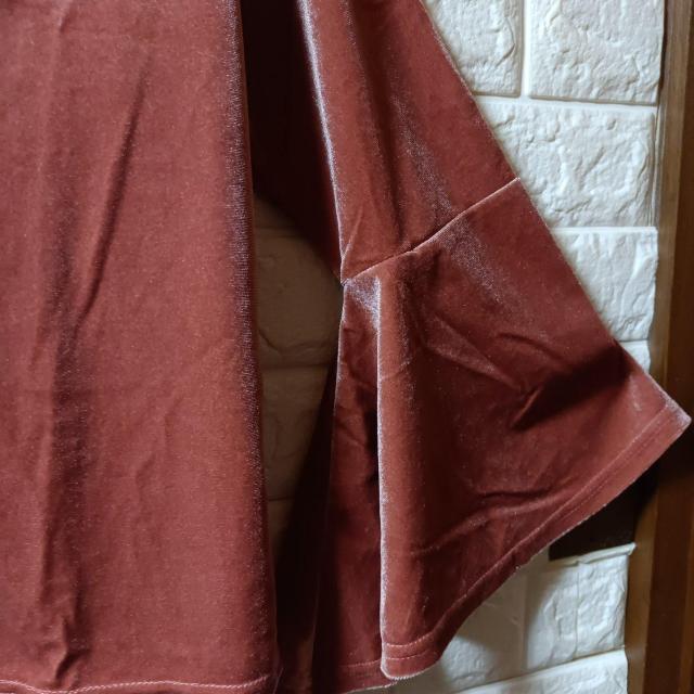 TALK ABOUT LOVE★新品★ベルスリーブベロアプルオーバー/M < 女性ファッション  TALK ABOUT LOVE★新品★ベルスリーブベロアプルオーバー/M < 女性ファッションの