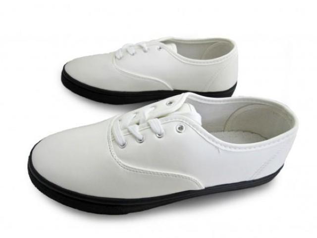 1円~CC404新品AAAローカット/レースアップスニーカー22a白/黒kids < キッズ/ベビー  1円~CC404新品AAAローカット/レースアップスニーカー22a白/黒kids  < キッズ/ベビーの