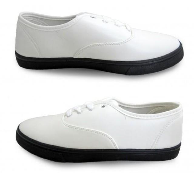 1円~CC404新品AAAローカット/レースアップスニーカー22a白/黒kids < キッズ/ベビー  1円~CC404新品AAAローカット/レースアップスニーカー22a白/黒kids < キッズ/ベビーの