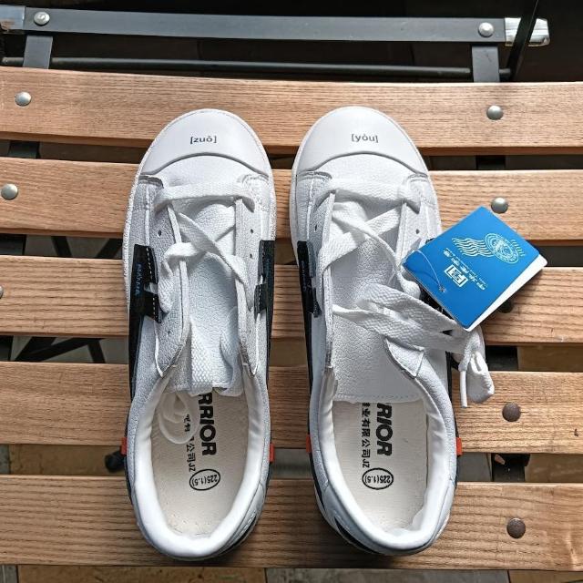 新品 22.5cm レディース スニーカー ホワイト シューズ 靴 ローカット < 女性ファッション  新品 22.5cm レディース スニーカー ホワイト シューズ 靴 ローカット < 女性ファッションの