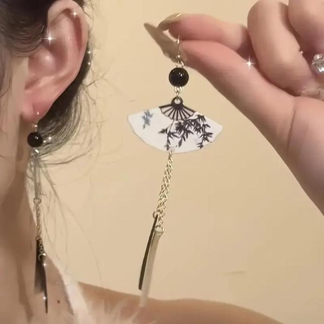 超お買い得490円★エレガントなレトロ中国風扇形タッセルイヤリング - ハイエンド、スタイリッシュ&レジンジュエリー < 女性アクセサリー/時計  超お買い得490円★エレガントなレトロ中国風扇形タッセルイヤリング - ハイエンド、スタイリッシュ&レジンジュエリー < 女性アクセサリー/時計の